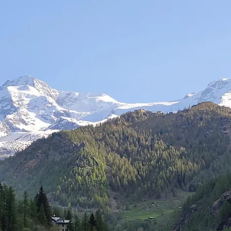 Bellissimo Con Vista Spettacolare Sul Monte Rosa In Affitto Al Mese * Castel