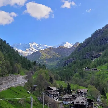Apartman Bellissimo Con Vista Spettacolare Sul Monte Rosa In Affitto Al Mese Castel